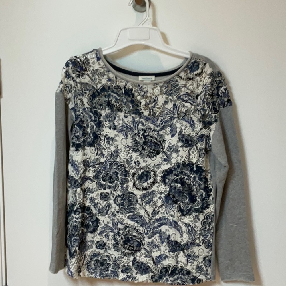 New Sundance top
